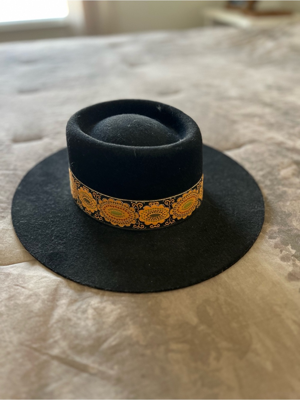 Lack Of Color Black Wool Wide-Brim Hat with Gold Decorative Band